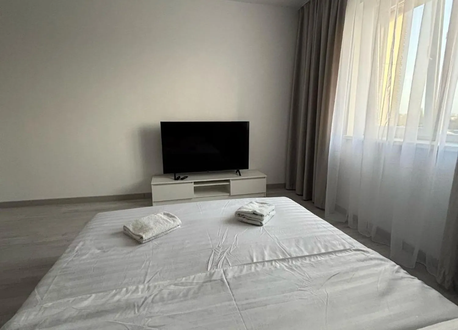 Miha Deluxe Rooms Bucharest 0*,  Romania